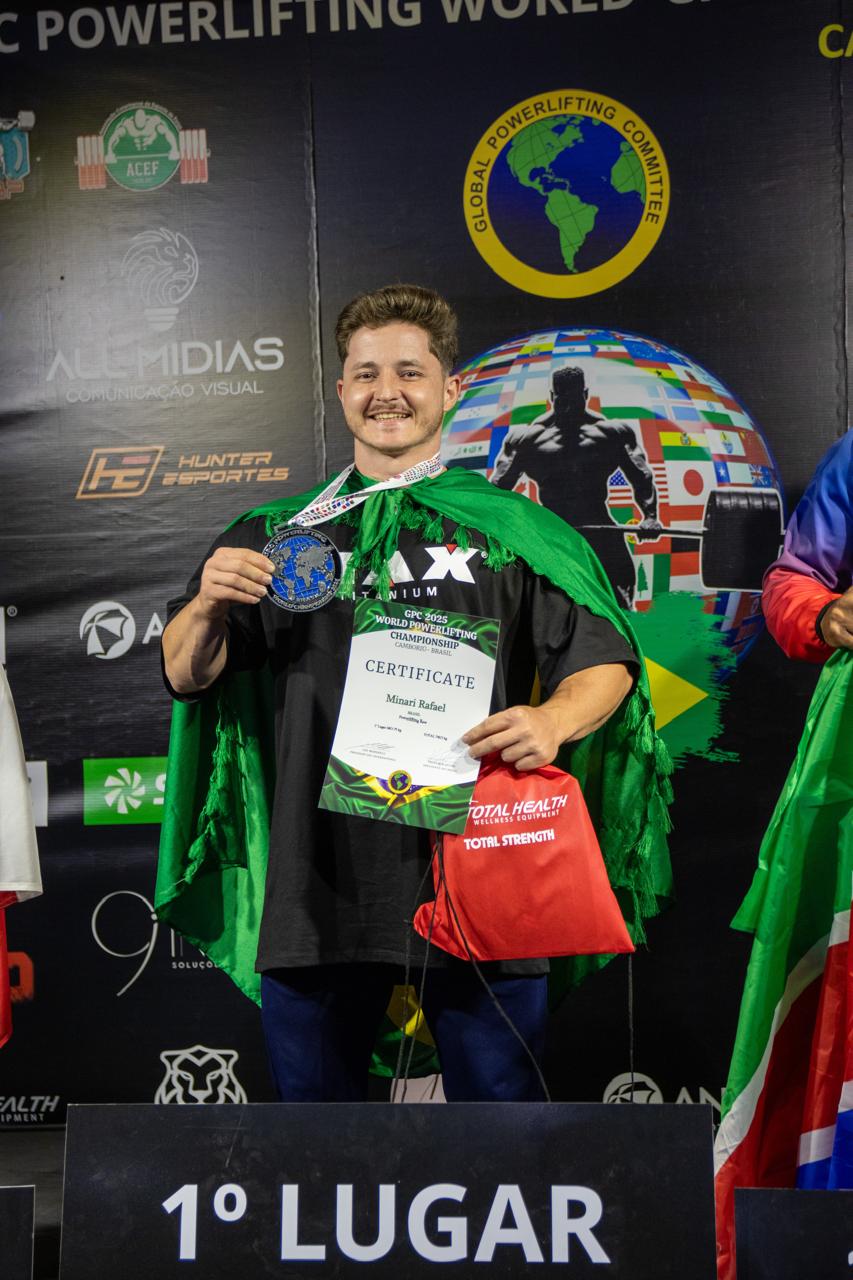Ponin squat intenso com grito de vitória